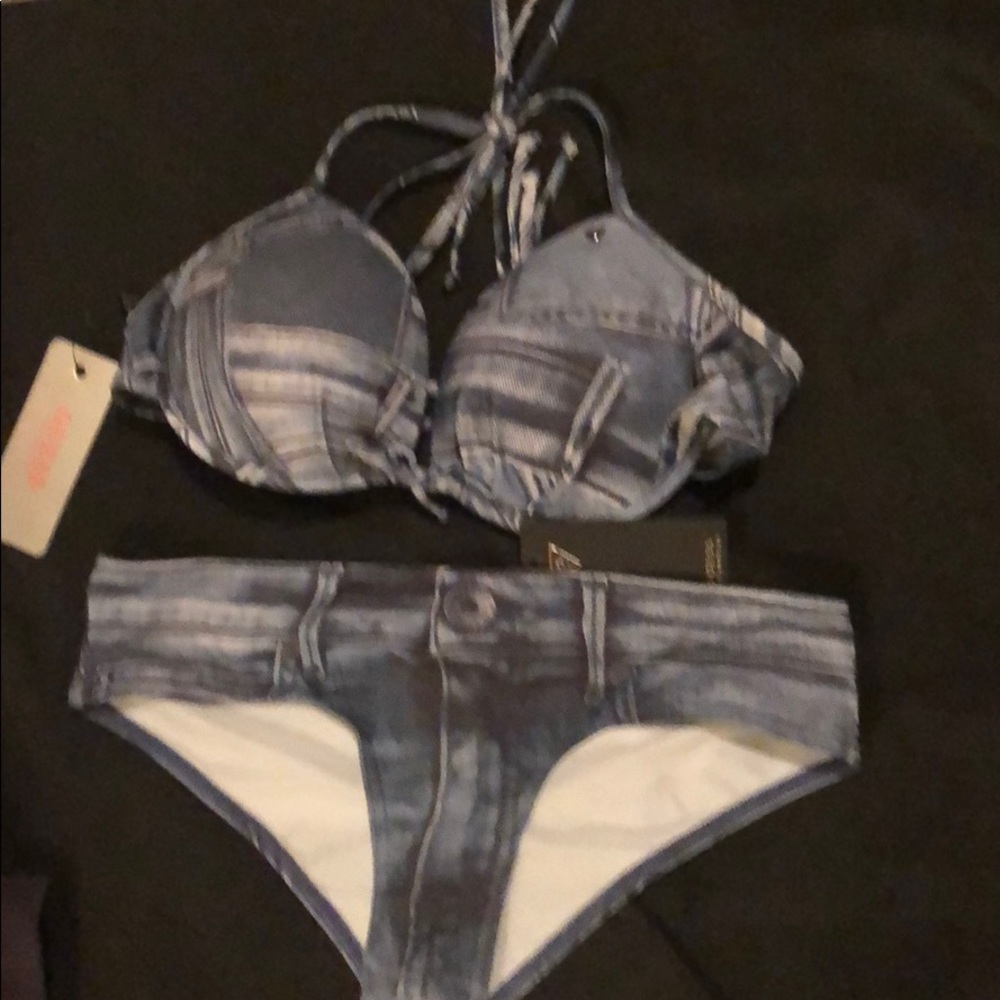 Guess denim bikini, top 32 C, bottom XS